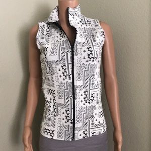 ❗️❗️Super cute vest❗️❗️